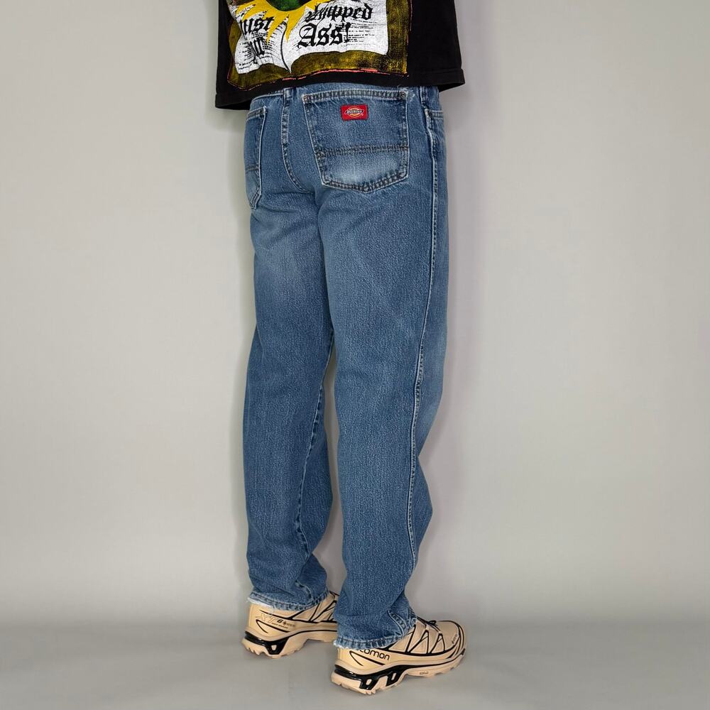 Vintage Y2K Dickies Jeans 32x32 Relaxed Fit Medium Wash Denim